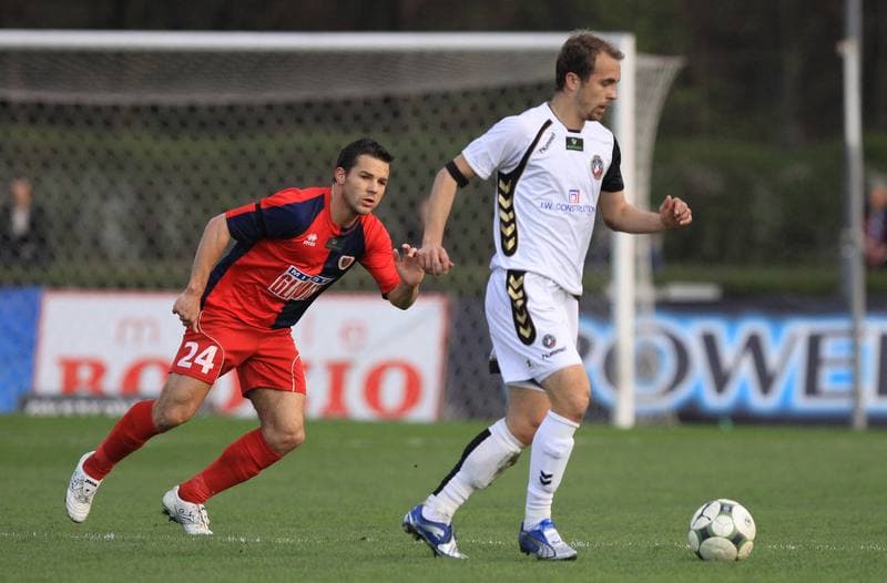 Football. Ekstraklasa. Piast Gliwice - Korona Kielce. 19.04.2010