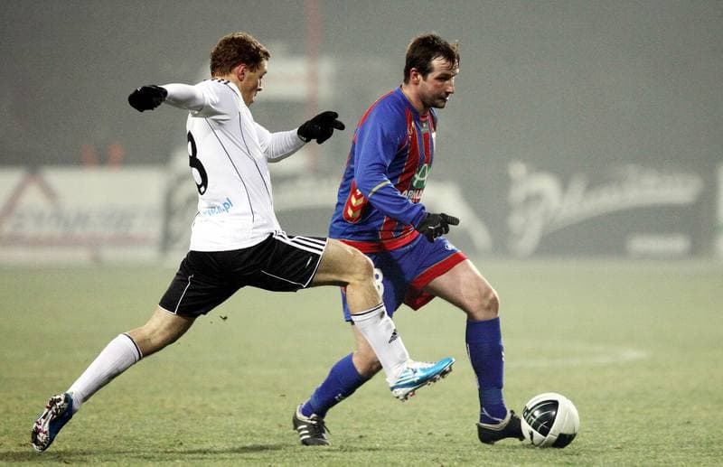 Football. Ekstraklasa. Polonia Bytom - Legia Warsaw. 13.03.2010