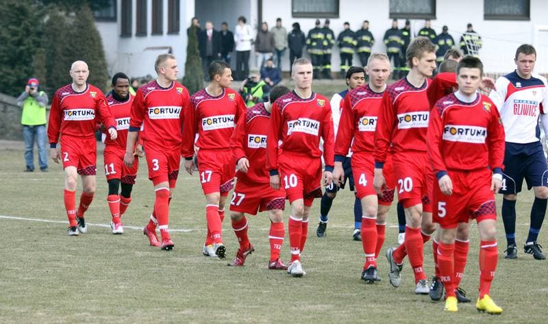 Football. I liga. Piast Gliwice - Odra Wodzislaw Slaski. 05.03.2011