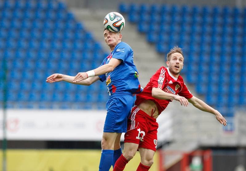 Football. T-Mobile Ekstraklasa. Piast Gliwice - Podbeskidzie Bielsko Biala. 26.04.2015