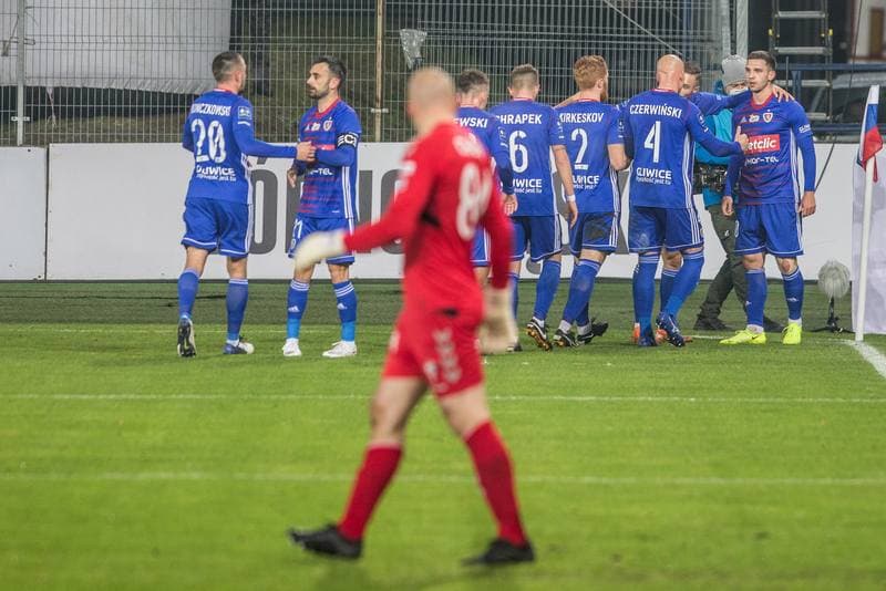 Football. PKO BP Ekstraklasa. Gornik Zabrze - Piast Gliwice. 20.11.2020