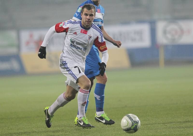 Football. PKO BP Ekstraklasa. Gornik Zabrze - Lech Poznan. 24.10.2010