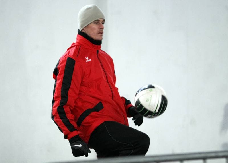 Football. Gornik Zabrze. Training. 30.03.2010