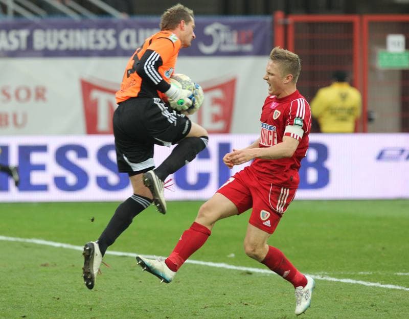 Football. T-Mobile Ekstraklasa. Piast Gliwice - Ruch Chorzow. 03.11.2012