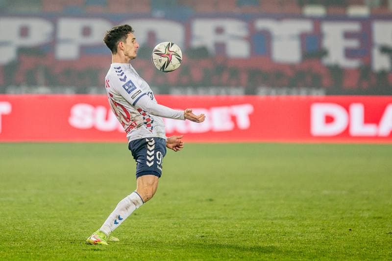 Football. PKO BP Ekstraklasa. Gornik Zabrze - Pogon Szczecin. 12.12.2021