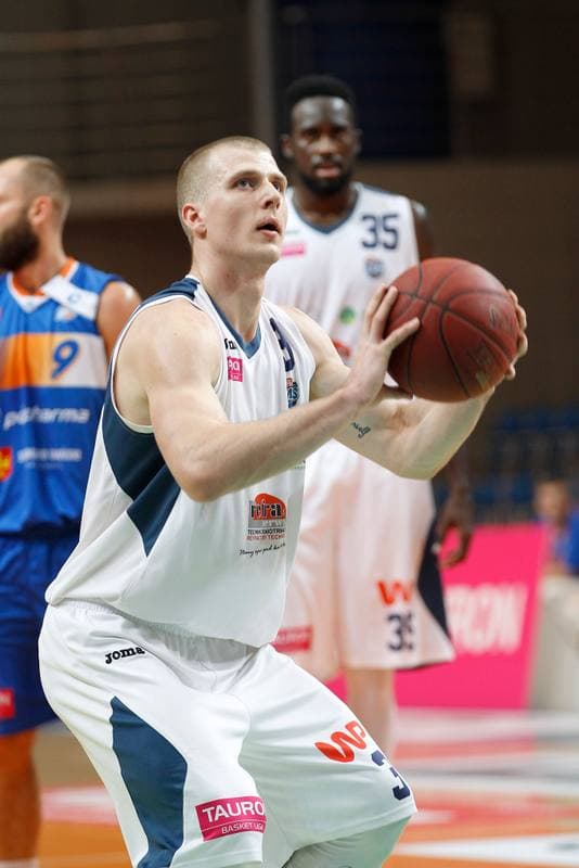 Basketball. Tauron Basket Liga. MKS Dabrowa Gornicza - Polpharma Starogard Gdanski. 23.12.2015