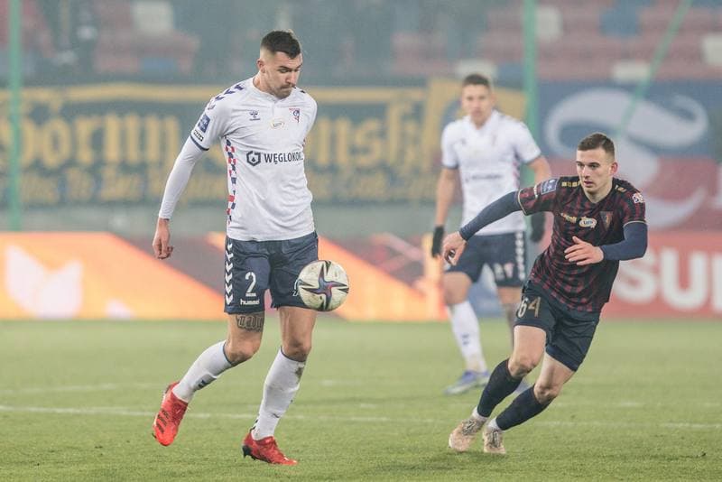 Football. PKO BP Ekstraklasa. Gornik Zabrze - Pogon Szczecin. 12.12.2021
