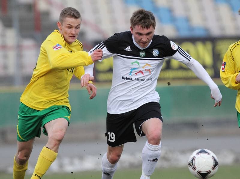 Football. II liga - grupa Zachodnia. Energetyk ROW Rybnik - Tur Turek. 12.04.2013