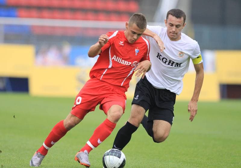 Football. Mloda Ekstraklasa. Gornik Zabrze - Zaglebie Lubin. 04.09.2010