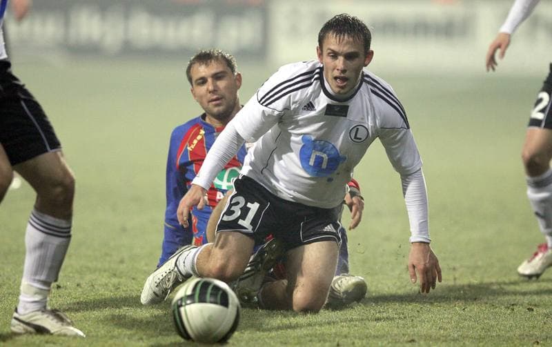 Football. Ekstraklasa. Polonia Bytom - Legia Warsaw. 13.03.2010