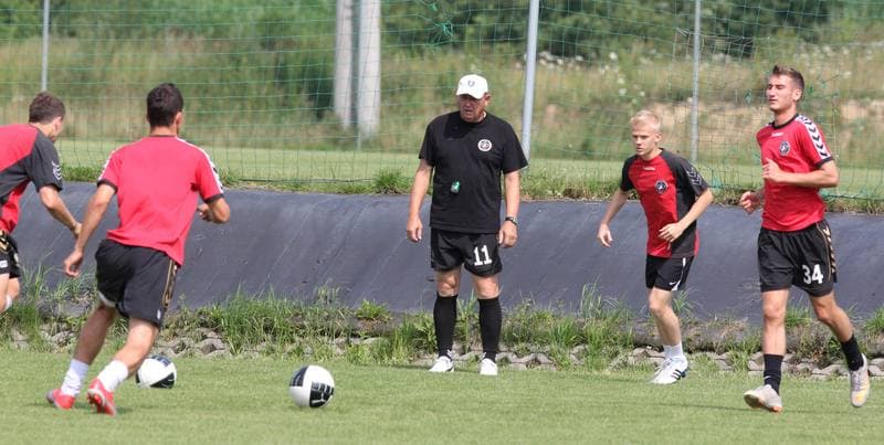 Football. Polonia Warszawa. Training. 14.07.2011