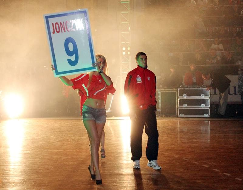Football. Gornik Zabrze. Presentation. 11.02.2012