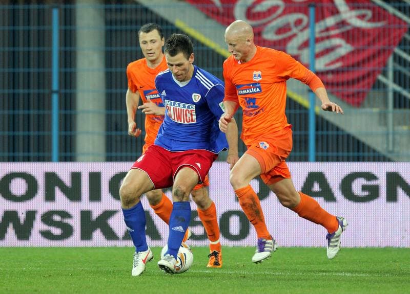 Football. I liga. Piast Gliwice - Termalica Bruk-Bet Nieciecza. 13.04.2012
