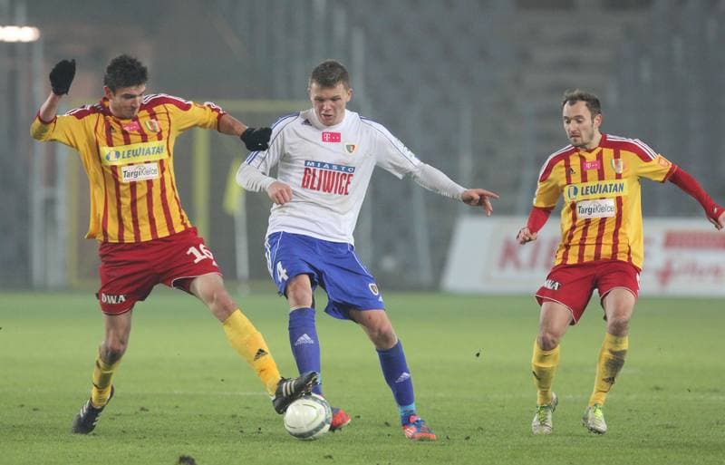 Football. T-Mobile Ekstraklasa. Korona Kielce - Piast Gliwice. 23.11.2012
