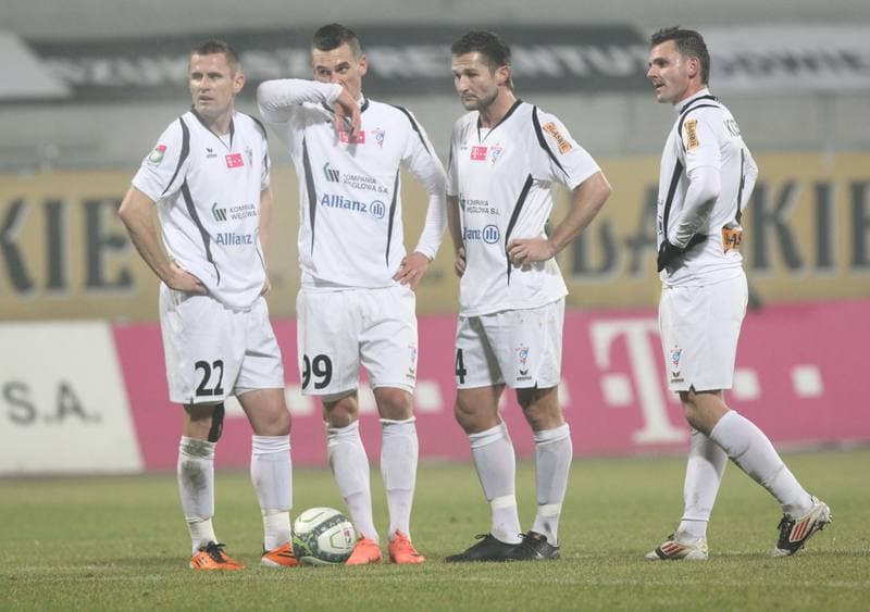 Football. T-Mobile Ekstraklasa. Gornik Zabrze - Pogon Szczecin. 24.11.2012