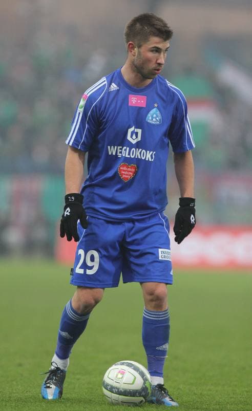 Football. Ekstraklasa. Ruch Chorzow - Slask Wroclaw. 03.04.2010