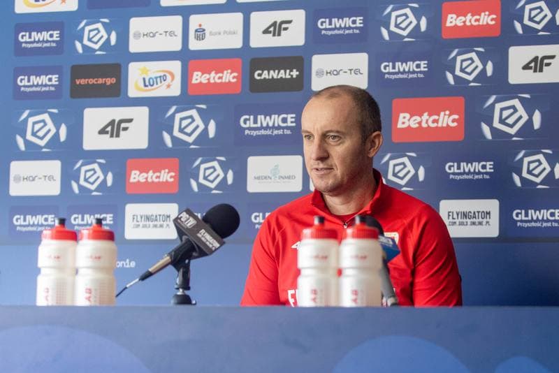 Football. Piast Gliwice. Press Conference. 03.11.2022