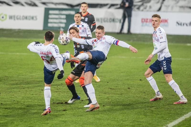Football. PKO BP Ekstraklasa. Gornik Zabrze - Lech Poznan. 30.01.2021