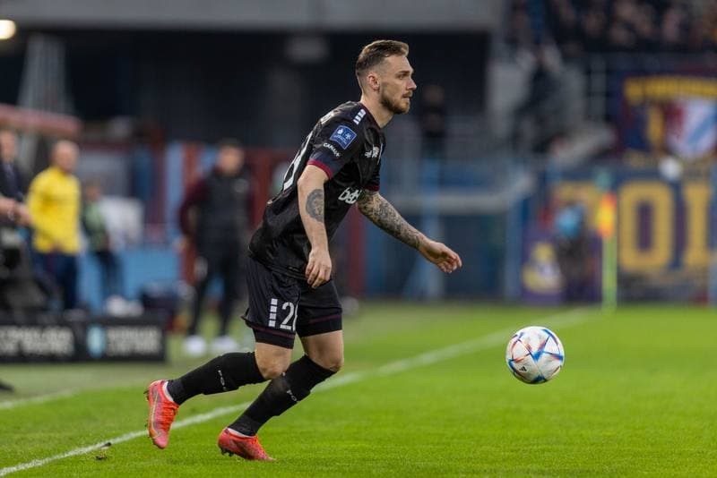 Football. PKO BP Ekstraklasa. Piast Gliwice - Pogon Szczecin. 29.04.2023