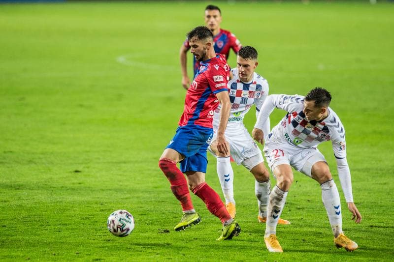 Football. PKO BP Ekstraklasa. Gornik Zabrze - Rakow Czestochowa. 17.10.2020