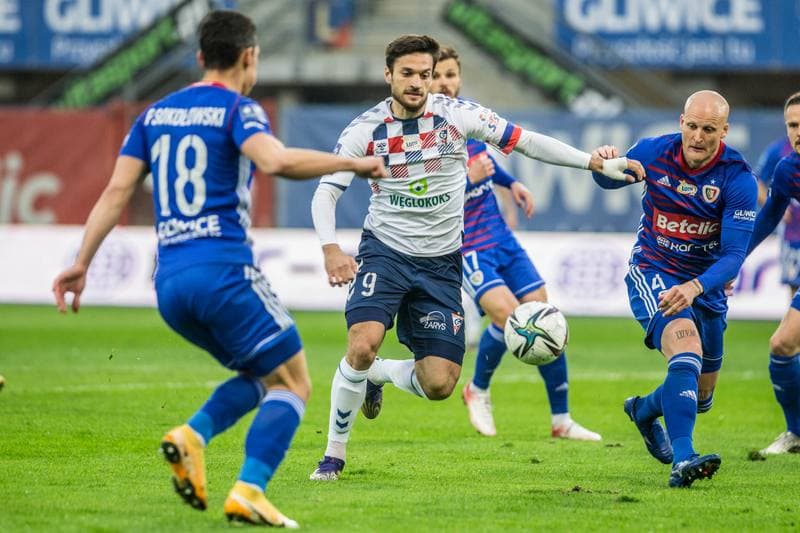 Football. PKO BP Ekstraklasa. Piast Gliwice - Gornik Zabrze. 12.04.2021