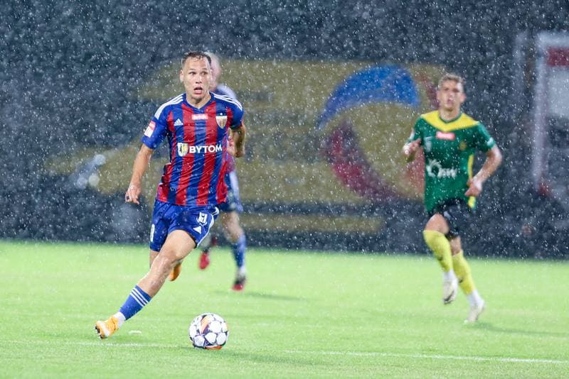 Football. Betclic II liga. GKS Jastrzebie - Polonia Bytom. 17.08.2024