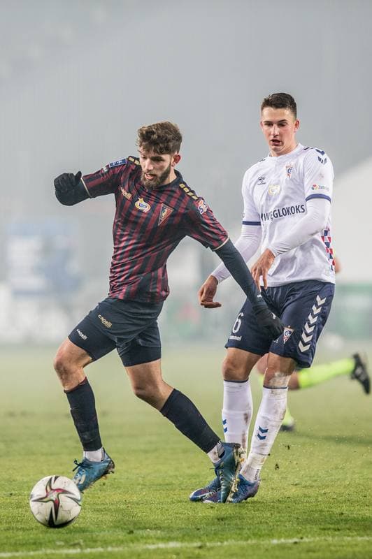 Football. PKO BP Ekstraklasa. Gornik Zabrze - Pogon Szczecin. 12.12.2021