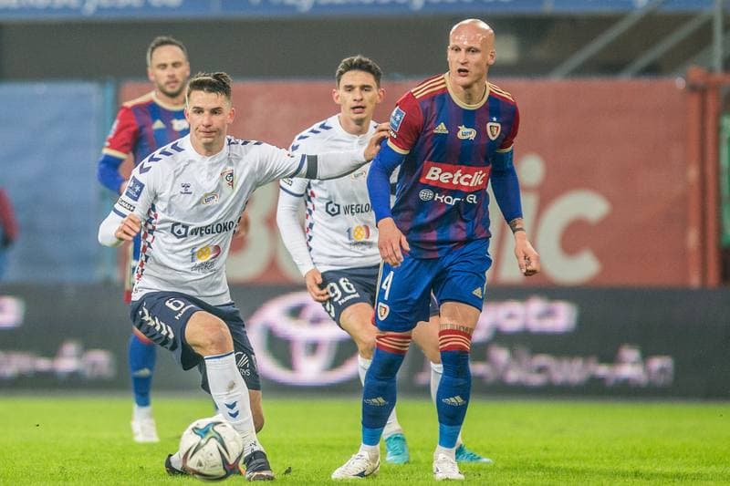 Football. PKO BP Ekstraklasa. Piast Gliwice - Gornik Zabrze. 26.02.2022