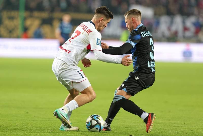 Football. PKO BP Ekstraklasa. Gornik Zabrze - Lech Poznan. 09.03.2024