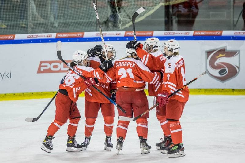 Ice Hockey. Women's World Championship Division 1B. Poland - Slovenia. 09.04.2022