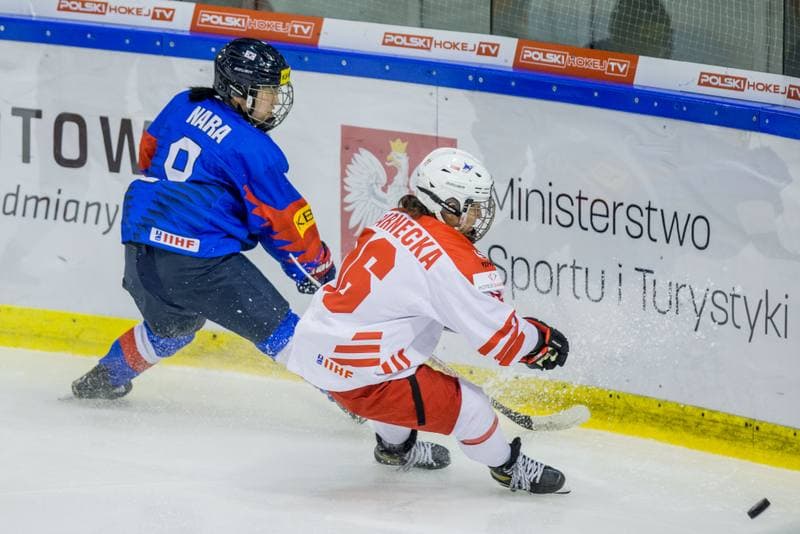 Ice Hockey. Women's World Championship Division 1B. Korea - Poland. 11.04.2022