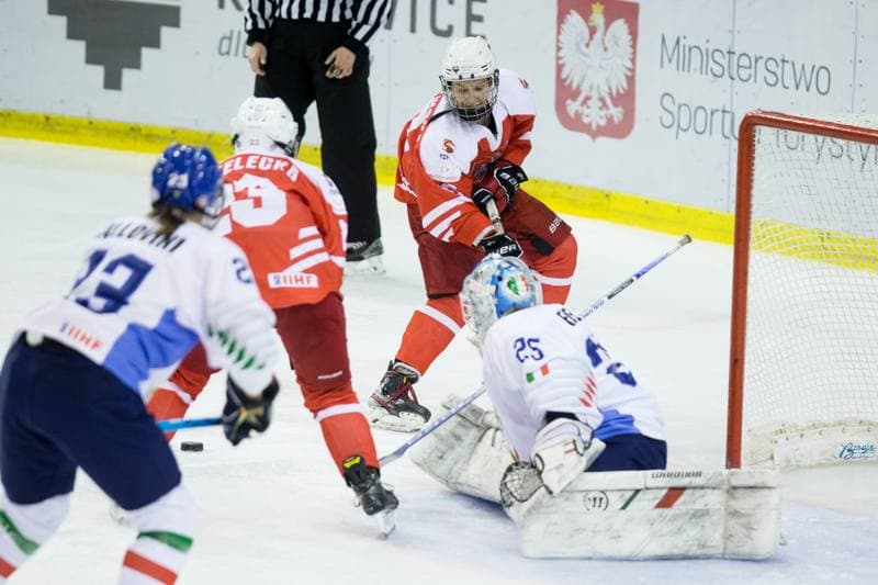 Ice Hockey. Women's World Championship Division 1B. Poland - Italy. 12.04.2022
