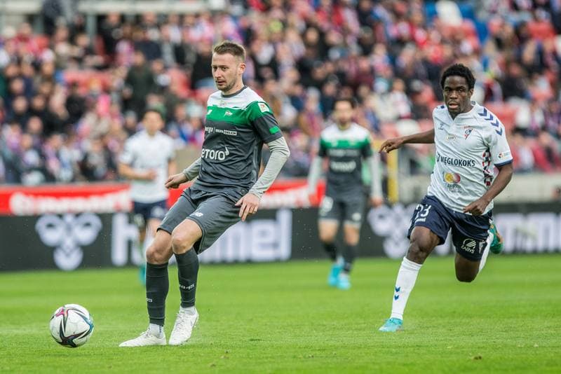 Football. PKO BP Ekstraklasa. Gornik Zabrze - Lechia Gdansk. 18.04.2022