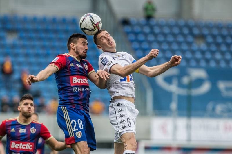 Football. PKO BP Ekstraklasa. Piast Gliwice - Jagiellonia Bialystok. 23.04.2022