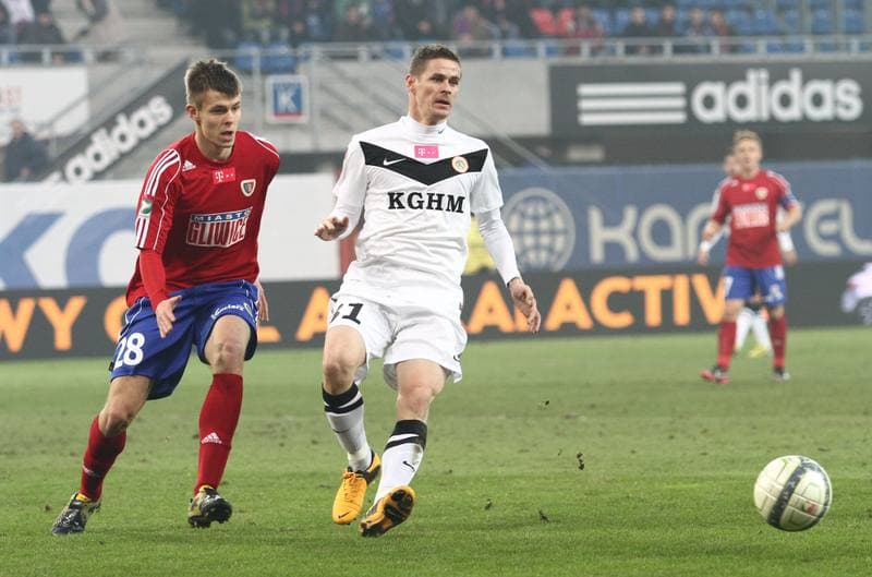 Football. T-Mobile Ekstraklasa. Piast Gliwice - Zaglebie Lubin. 02.03.2013
