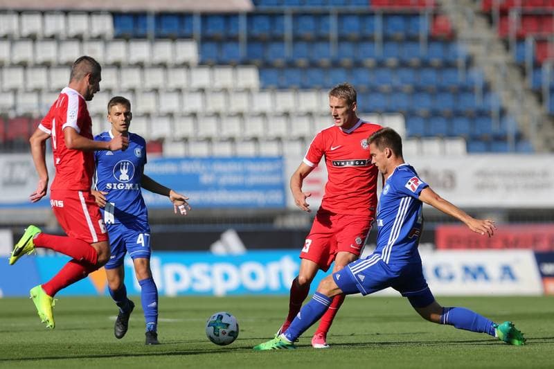 Football. Het Liga. Sigma Olomouc - Zbrojovka Brno. 20.08.2017