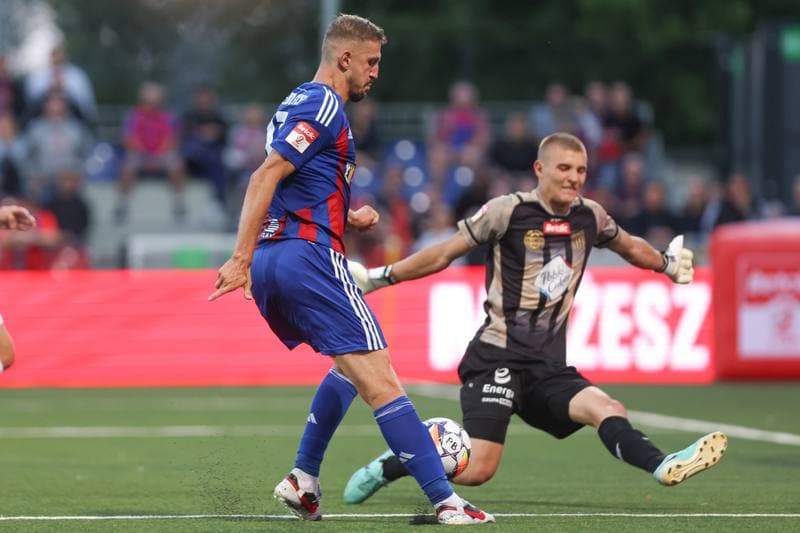 Football. Betclic II liga. Polonia Bytom - Olimpia Grudziadz. 28.07.2024