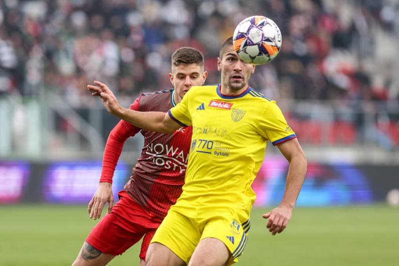 Football. Betclic II liga. Zaglebie Sosnowiec - Polonia Bytom. 09.11.2024