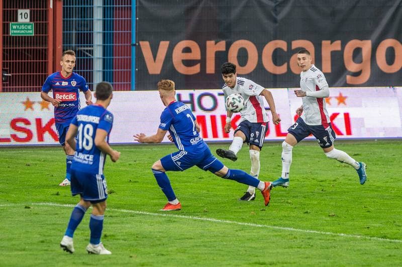 Football. PKO BP Ekstraklasa. Piast Gliwice - Gornik Zabrze. 09.06.2020