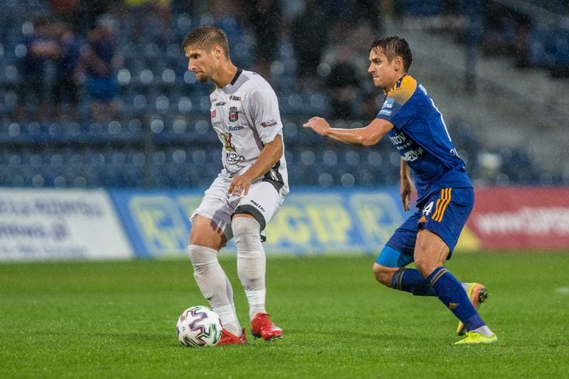 Football. III Liga. Ruch Chorzow - Piast Zmigrod. 22.08.2020