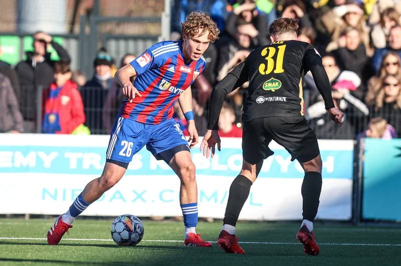 Football. Betclic II Liga. Polonia Bytom - GKS Jastrzebie. 16.03.2025