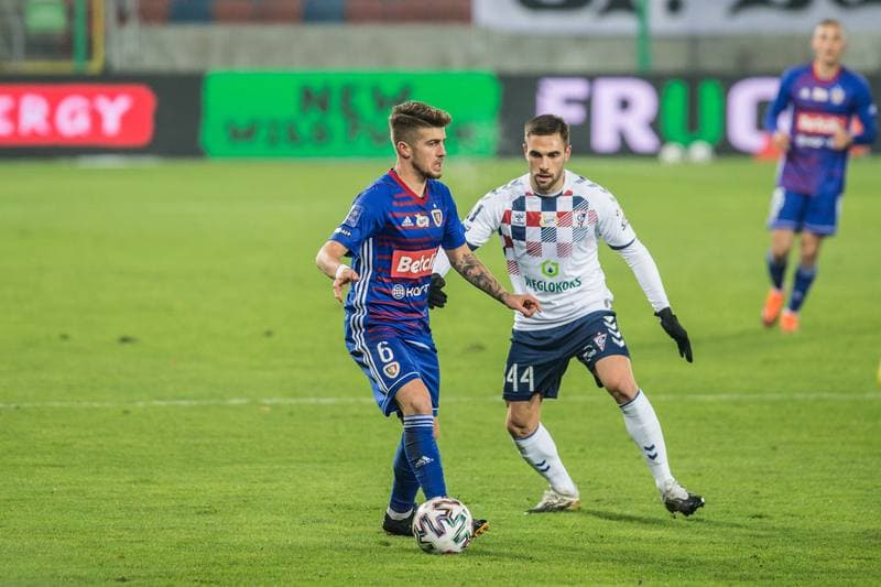 Football. PKO BP Ekstraklasa. Gornik Zabrze - Piast Gliwice. 20.11.2020