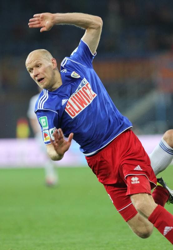 Football. I liga. Piast Gliwice - Olimpia Elblag. 18.04.2012