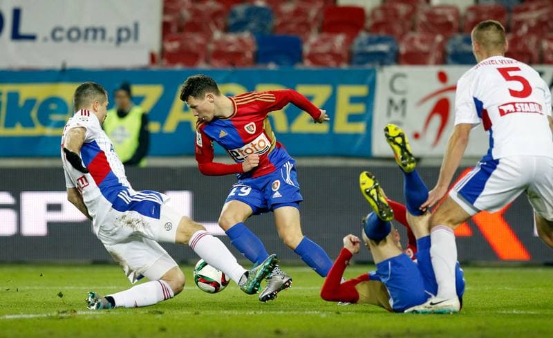 Football. PKO BP Ekstraklasa. Gornik Zabrze - Piast Gliwice. 01.12.2015