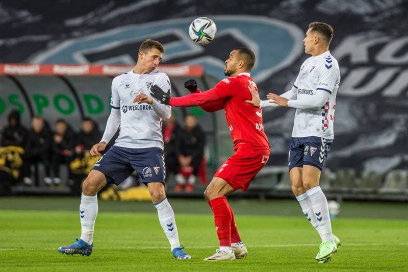 Football. PKO BP Ekstraklasa. Gornik Zabrze - Wisla Krakow. 16.10.2021