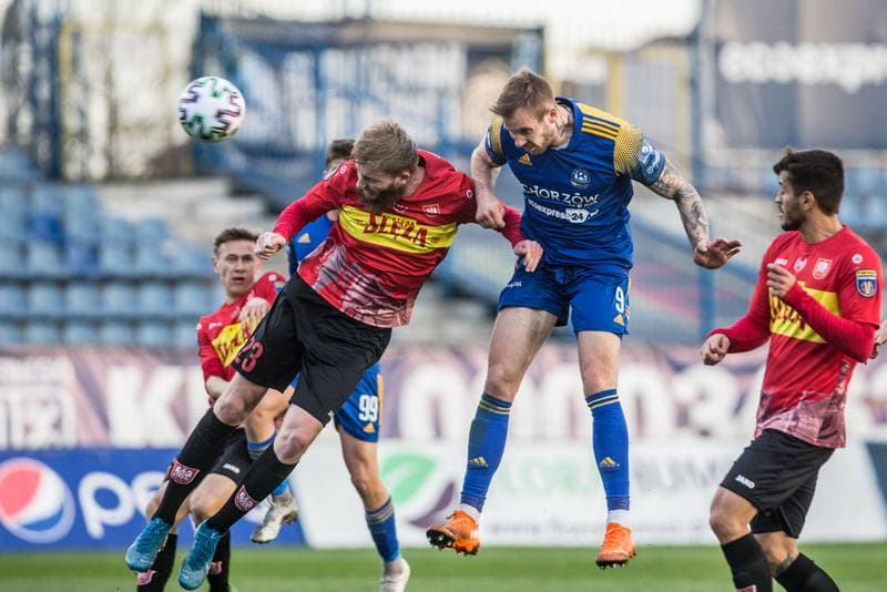 Football. III Liga. Ruch Chorzow - Sleza Wroclaw. 10.04.2021