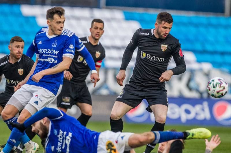 Football. III Liga. Ruch Chorzow - Polonia Bytom. 24.04.2021