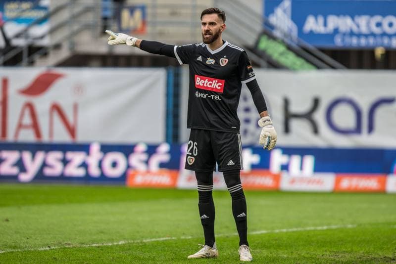 Football. PKO BP Ekstraklasa. Piast Gliwice - Stal Mielec. 18.12.2021