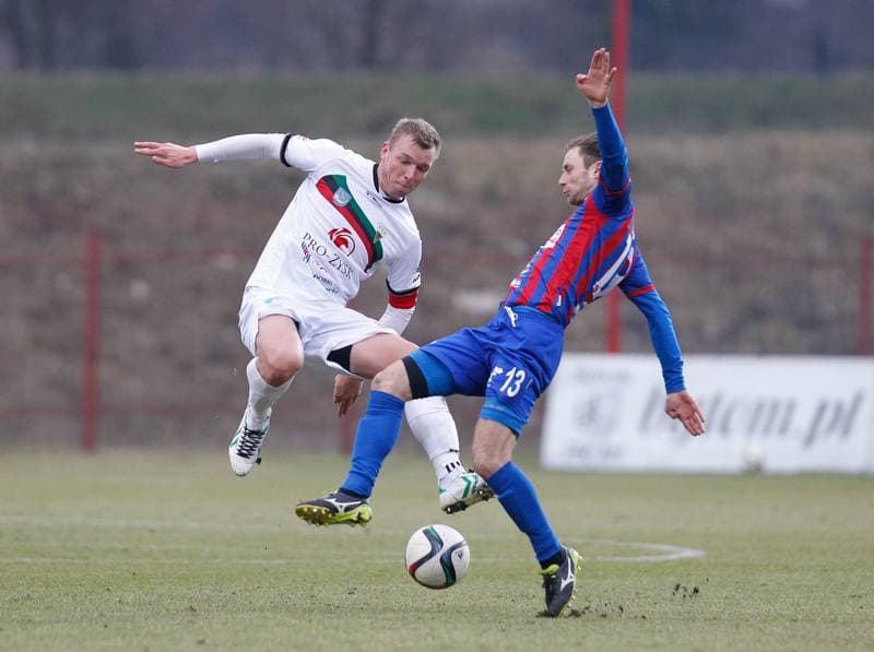 Football. II Liga. Polonia Bytom - GKS Tychy. 13.03.2016