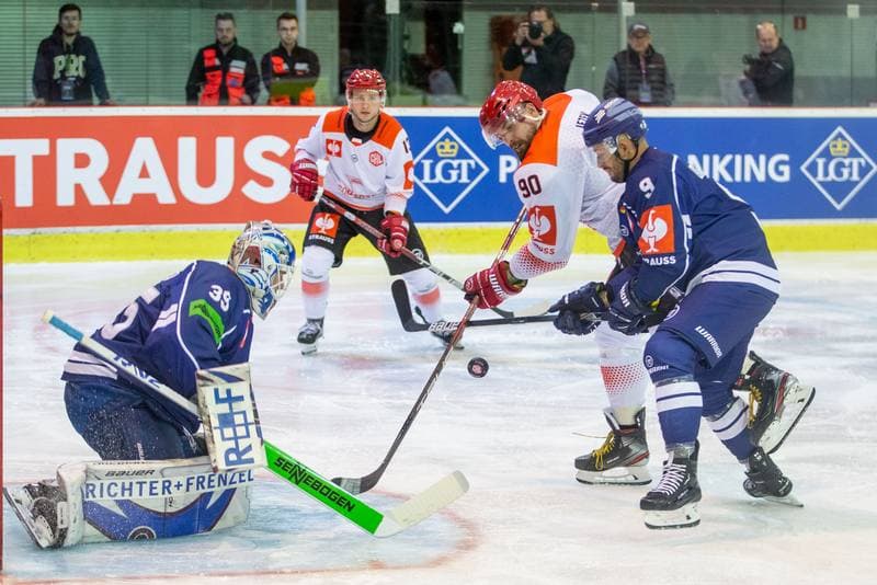 Ice Hockey. Champions Hockey League. Comarch Cracovia - Straubing Tigers. 02.09.2022